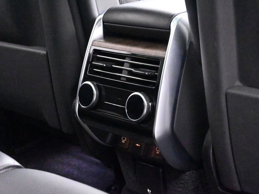 Used 2024 Land Rover Range Rover SE AWD/4WD image 21