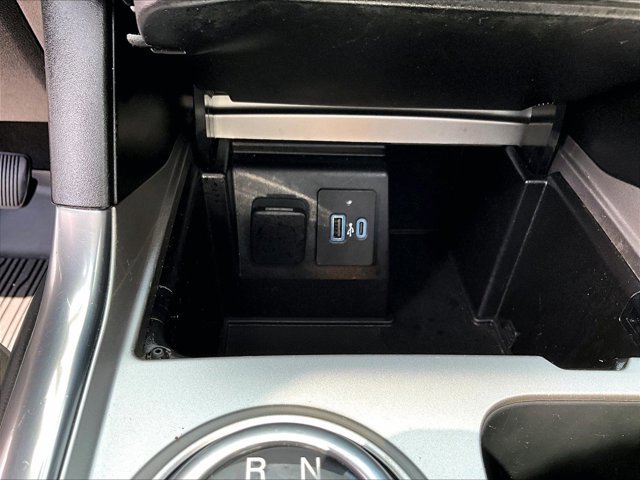 Used 2020 Ford Explorer Limited w/ Equipment Group 310A image 23