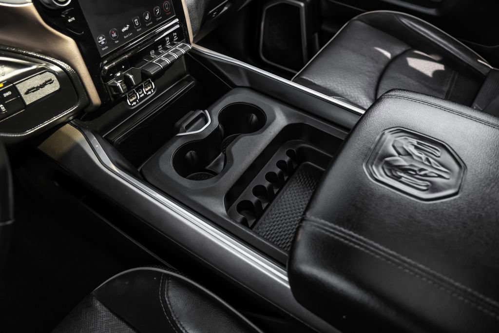 Used 2020 RAM 3500 Laramie image 27