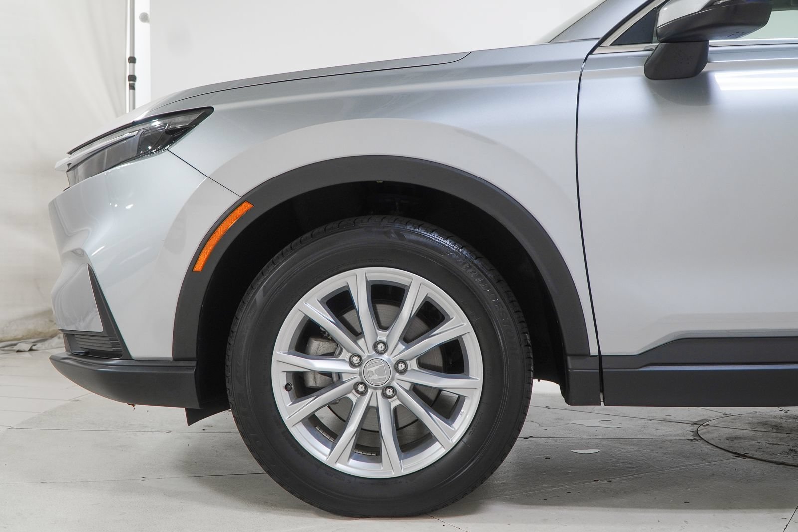Used 2024 Honda CR-V EX image 17