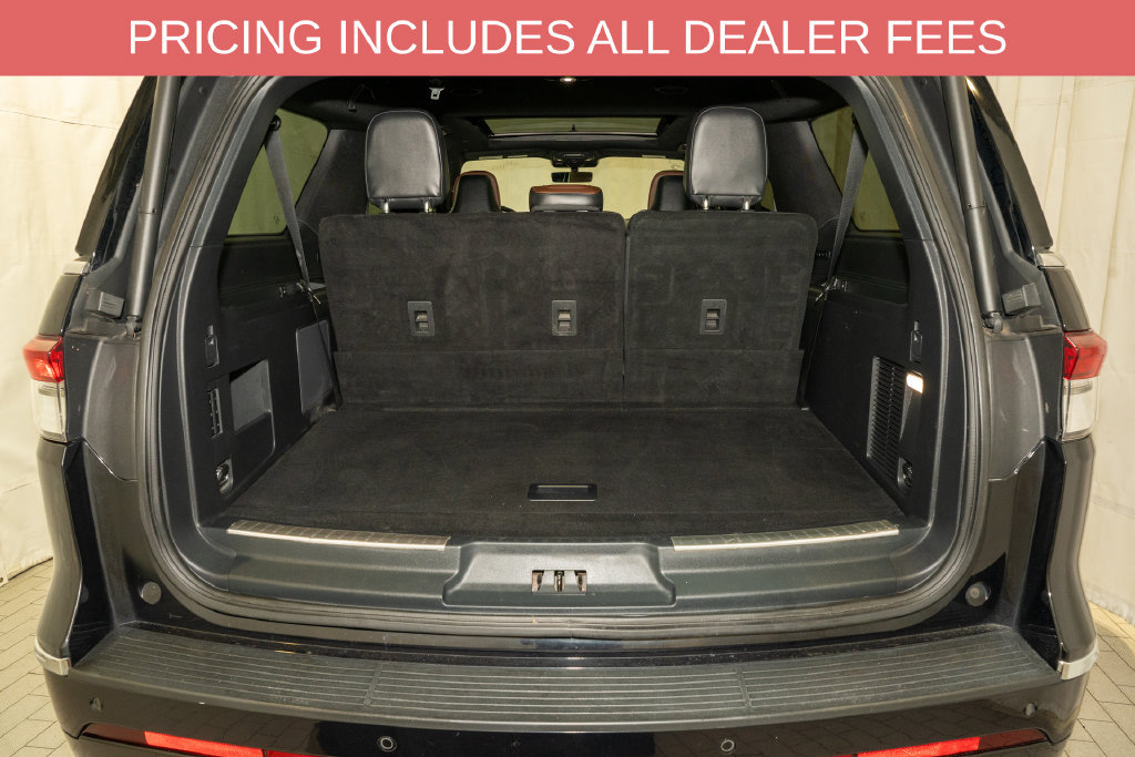 Used 2023 Lincoln Navigator L Reserve AWD/4WD image 5