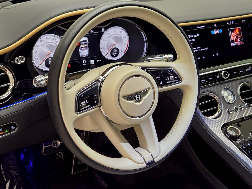 Used 2021 Bentley Continental GT AWD/4WD image 27