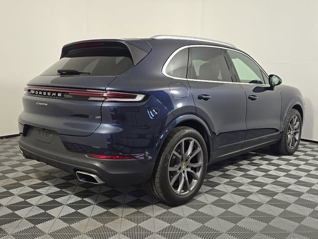 Certified 2024 Porsche Cayenne image 7