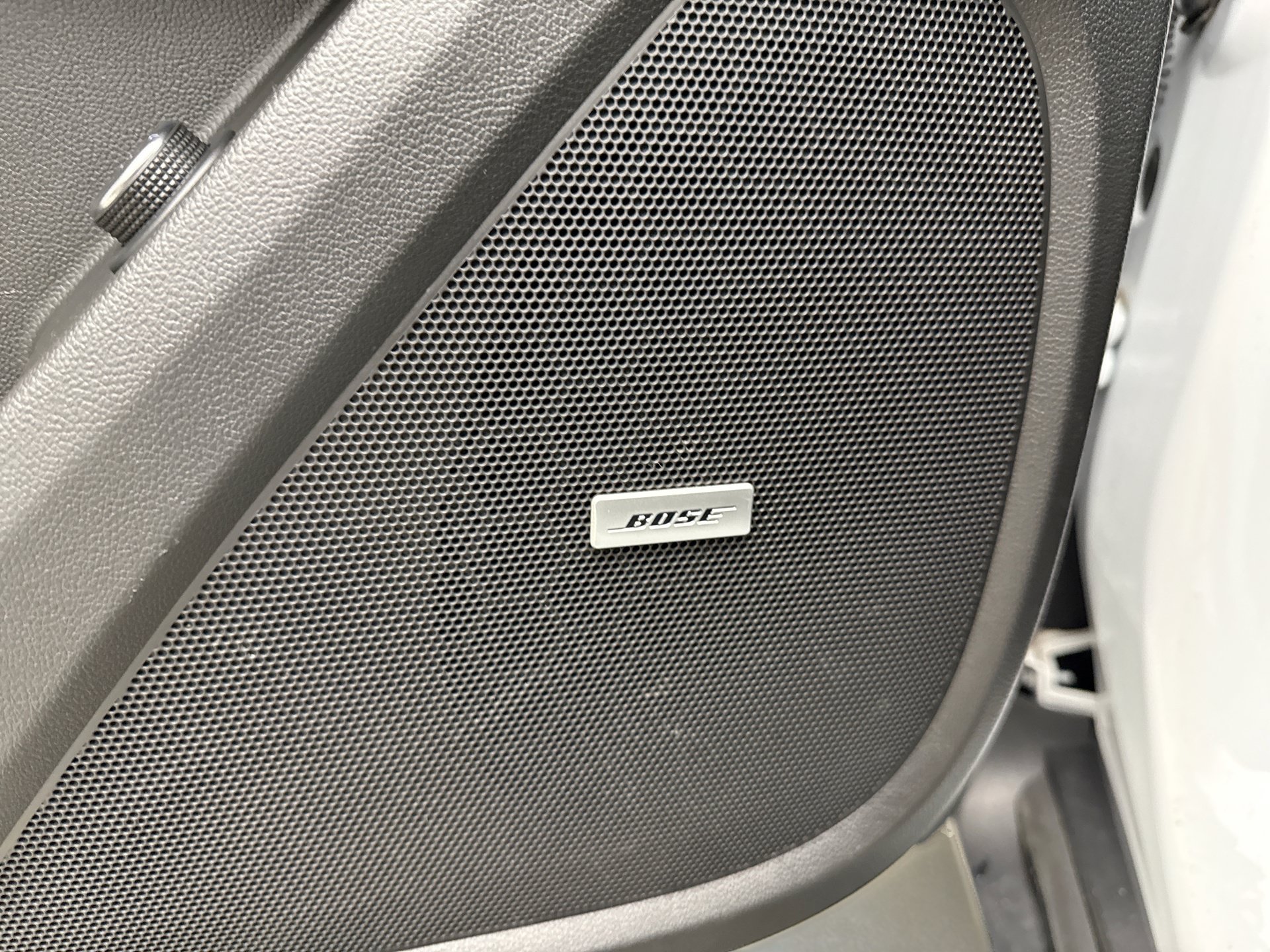 Used 2023 Chevrolet Traverse RS w/ LPO, Floor Liner Package AWD/4WD image 17