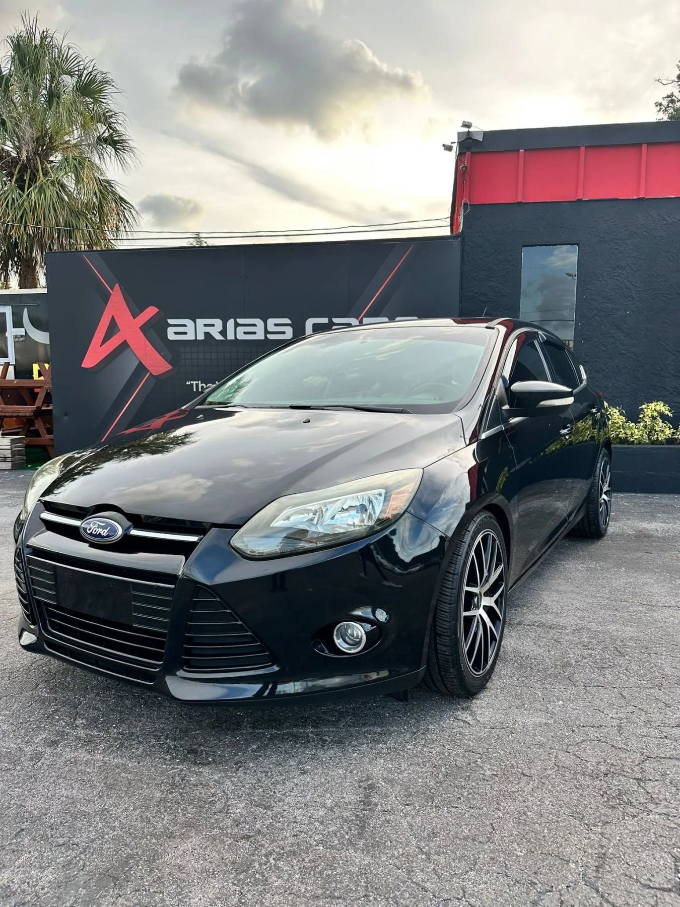 Used 2013 Ford Focus Titanium w/ Titanium Handling Pkg