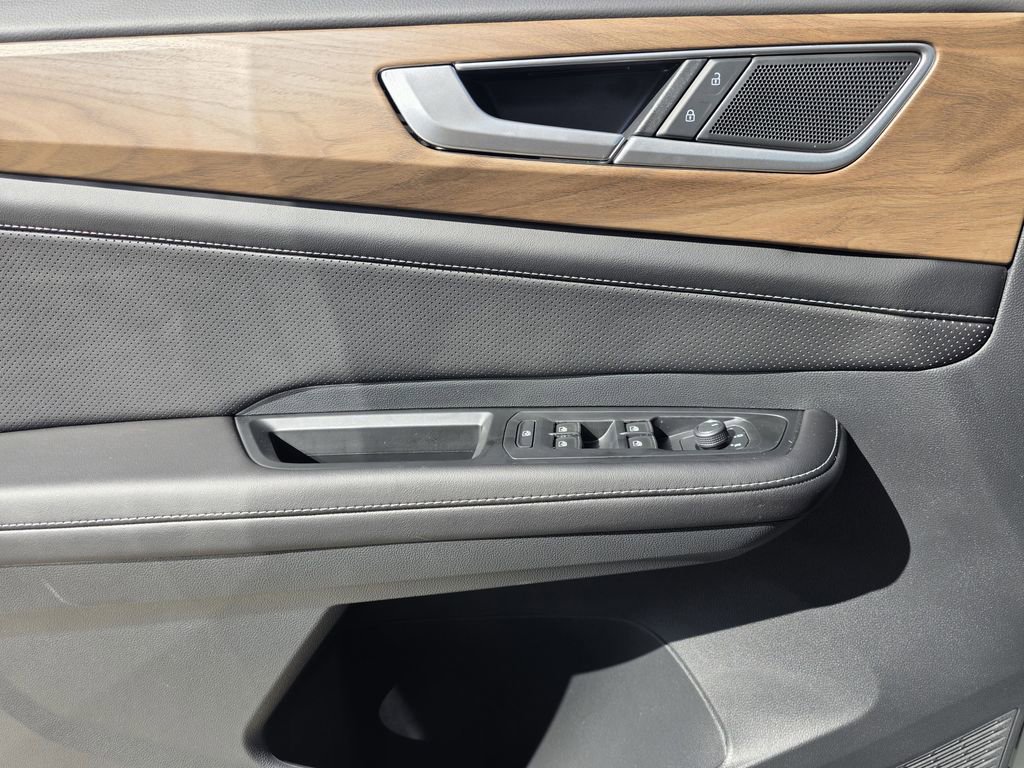 New 2026 Volkswagen Atlas SE image 15