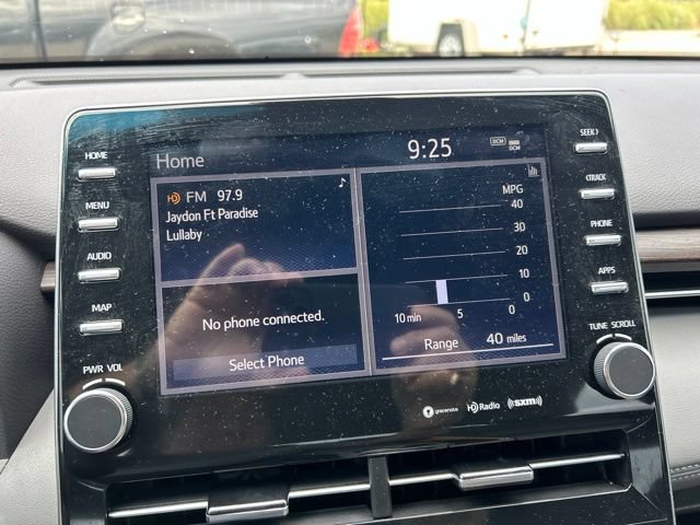 Used 2022 Toyota Avalon XLE FWD image 12