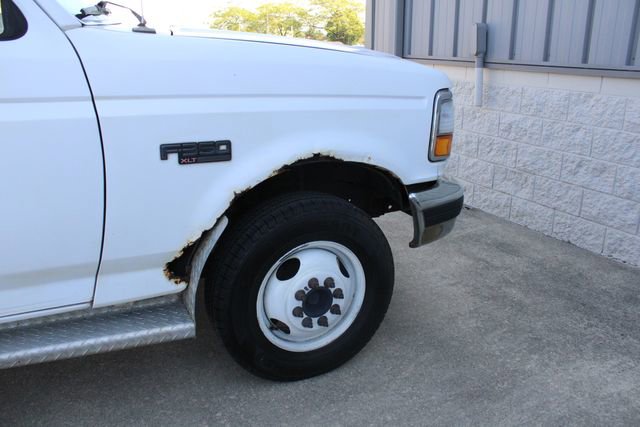 Used 1996 Ford F350 2WD SuperCab DRW image 24