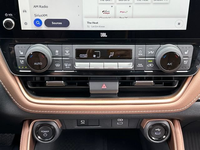 Used 2024 Toyota Grand Highlander AWD Hybrid image 65