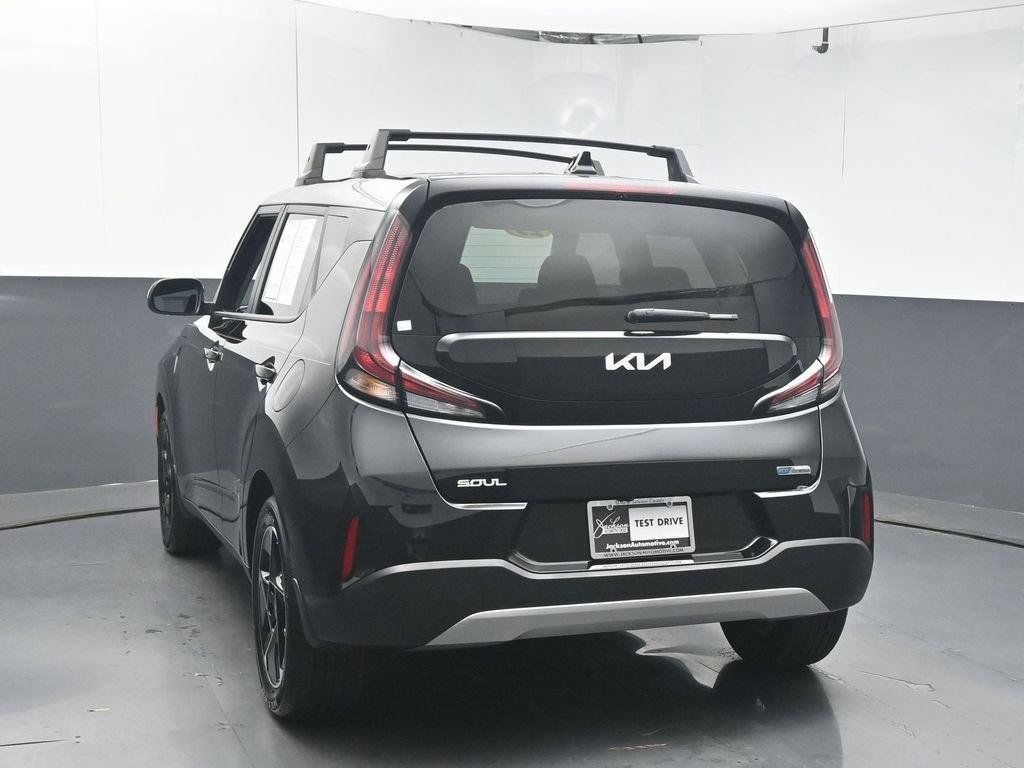 Used 2025 Kia Soul EX FWD image 6