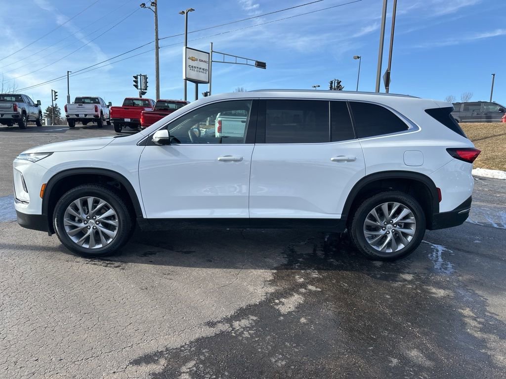 Used 2025 Buick Enclave Preferred image 6