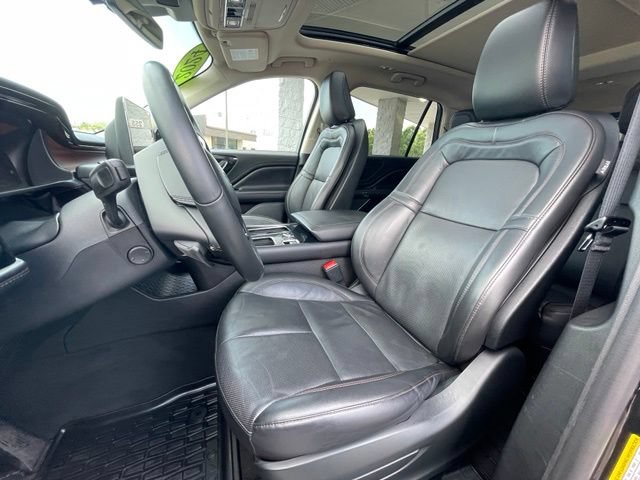 Used 2023 Lincoln Aviator Reserve w/ Jet Package AWD/4WD image 11