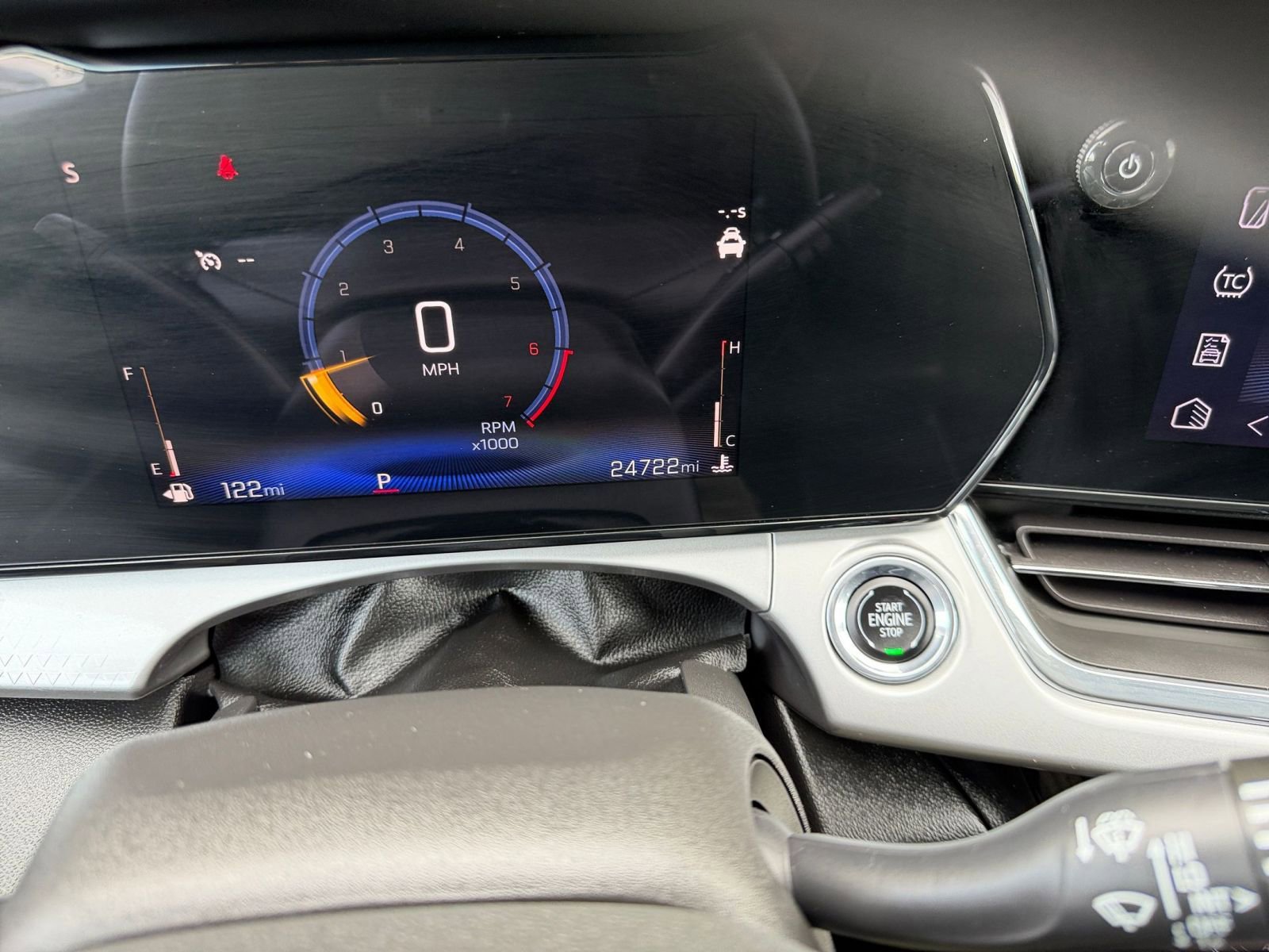 Used 2025 Chevrolet Trax LT image 41