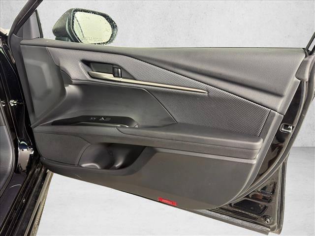 Used 2025 Toyota Camry SE FWD image 14