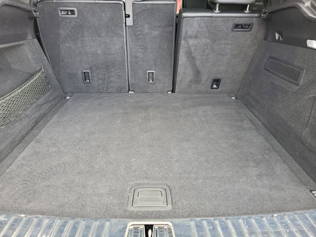 Used 2020 Porsche Cayenne image 16