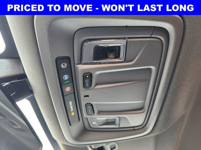 Used 2022 Chevrolet Silverado 1500 LT Trail Boss AWD/4WD image 27