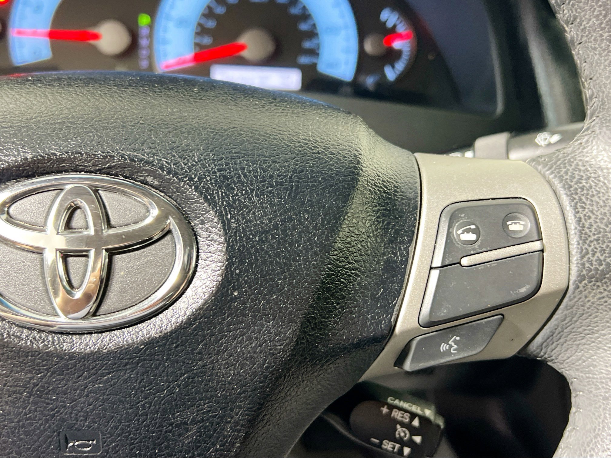 Used 2010 Toyota Camry SE image 19