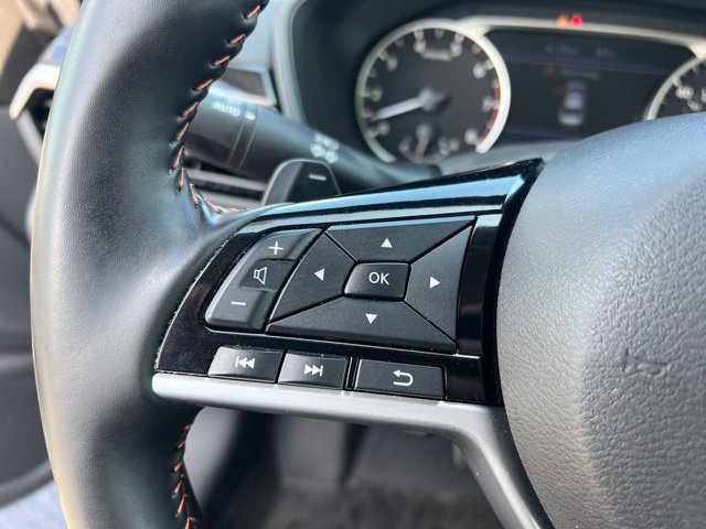Used 2025 Nissan Altima 2.5 SR w/ SR Premium Package FWD image 14