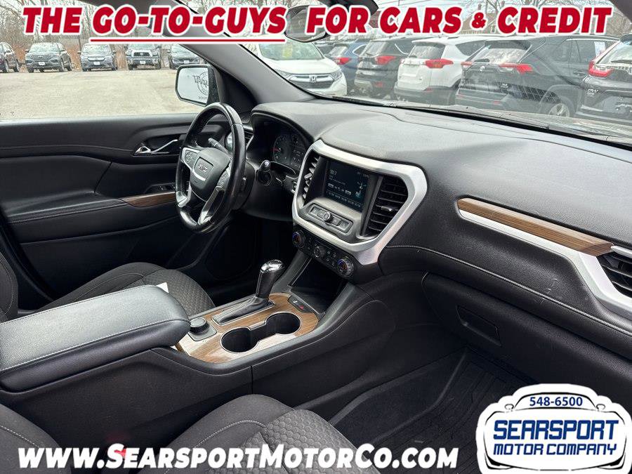 Used 2019 GMC Acadia SLE w/ LPO, Floor Liner Package image 17