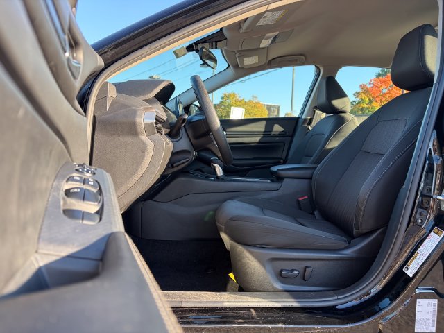 Used 2024 Nissan Altima 2.5 SV FWD image 20
