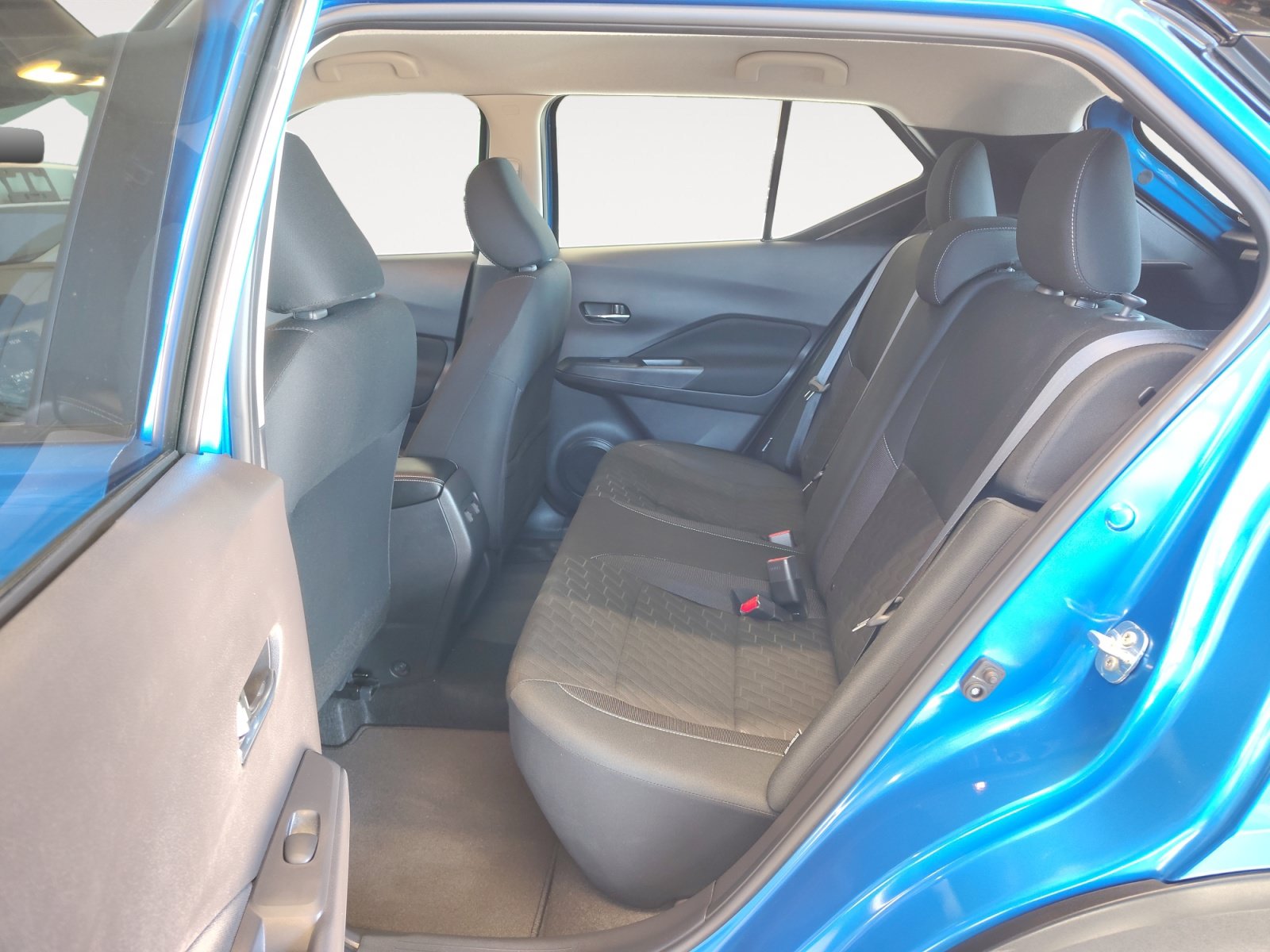 Certified 2024 Nissan Kicks SV w/ Interior Electronics Package FWD image 24