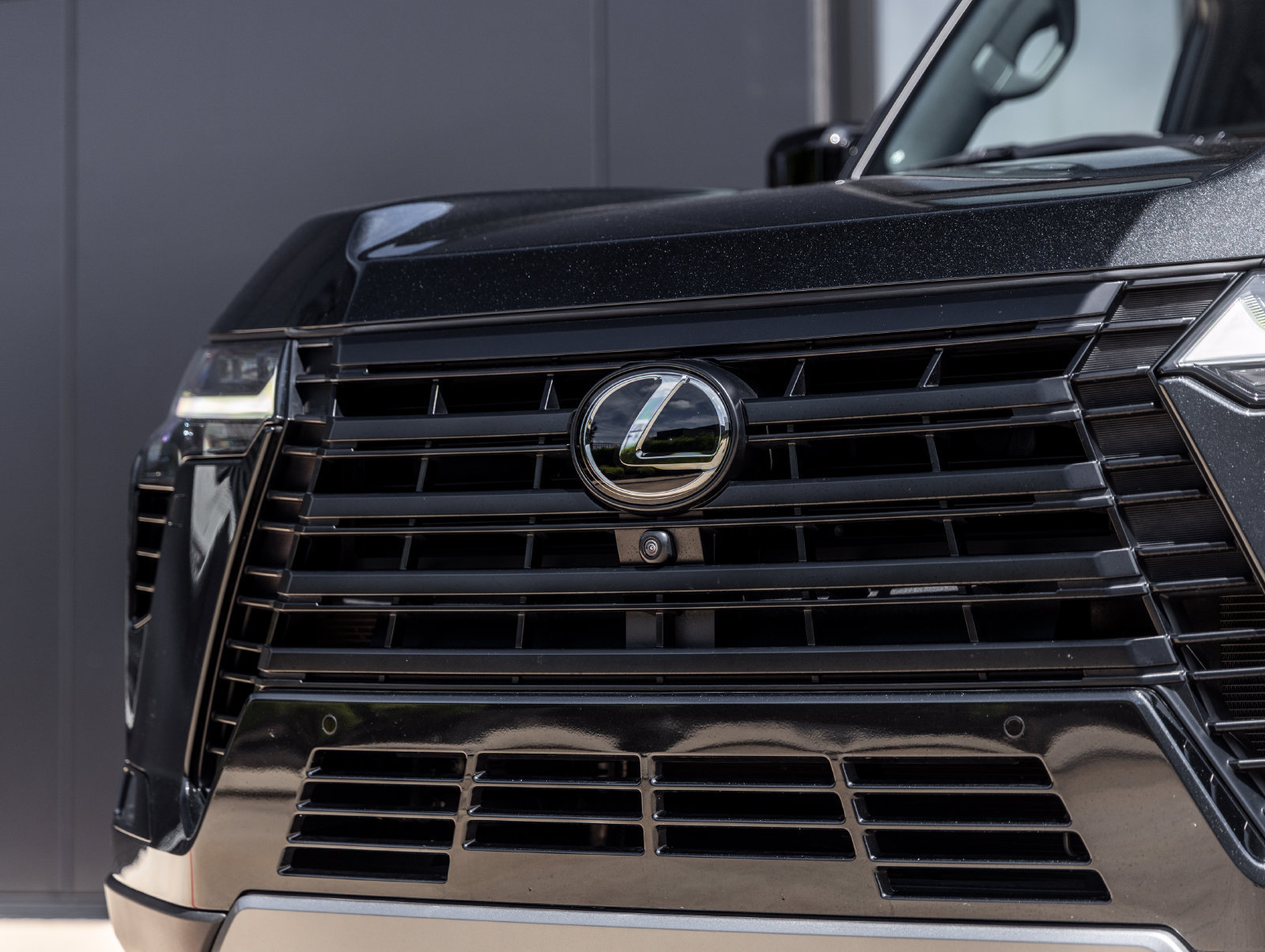 Used 2024 Lexus GX 550 AWD/4WD image 16