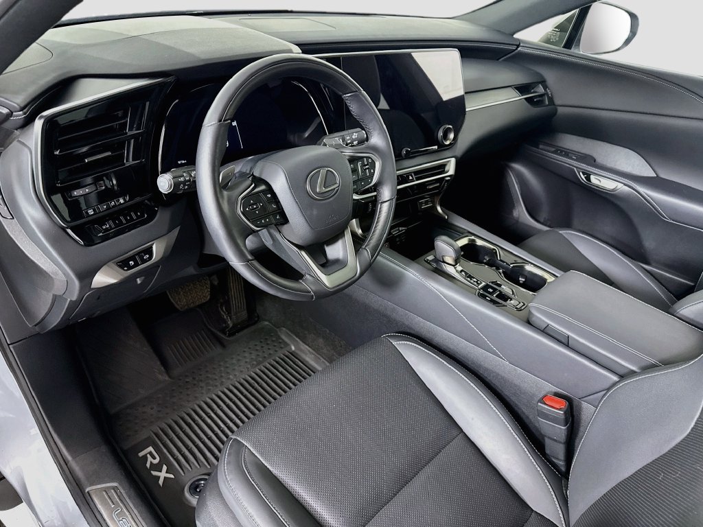 Used 2026 Lexus RX 350 Premium w/ Accessory Package (2T) FWD image 9