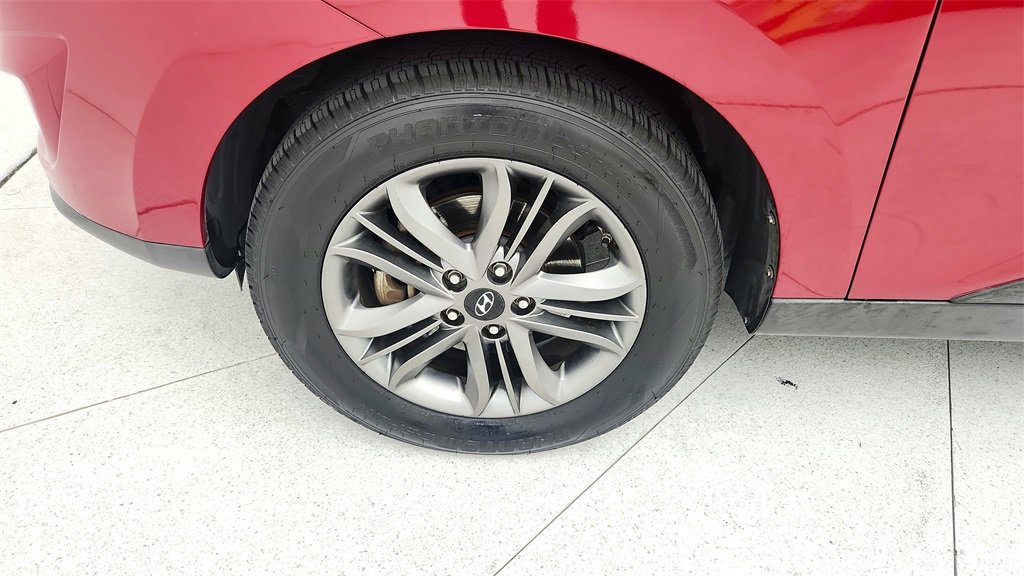 Used 2015 Hyundai Tucson SE image 27