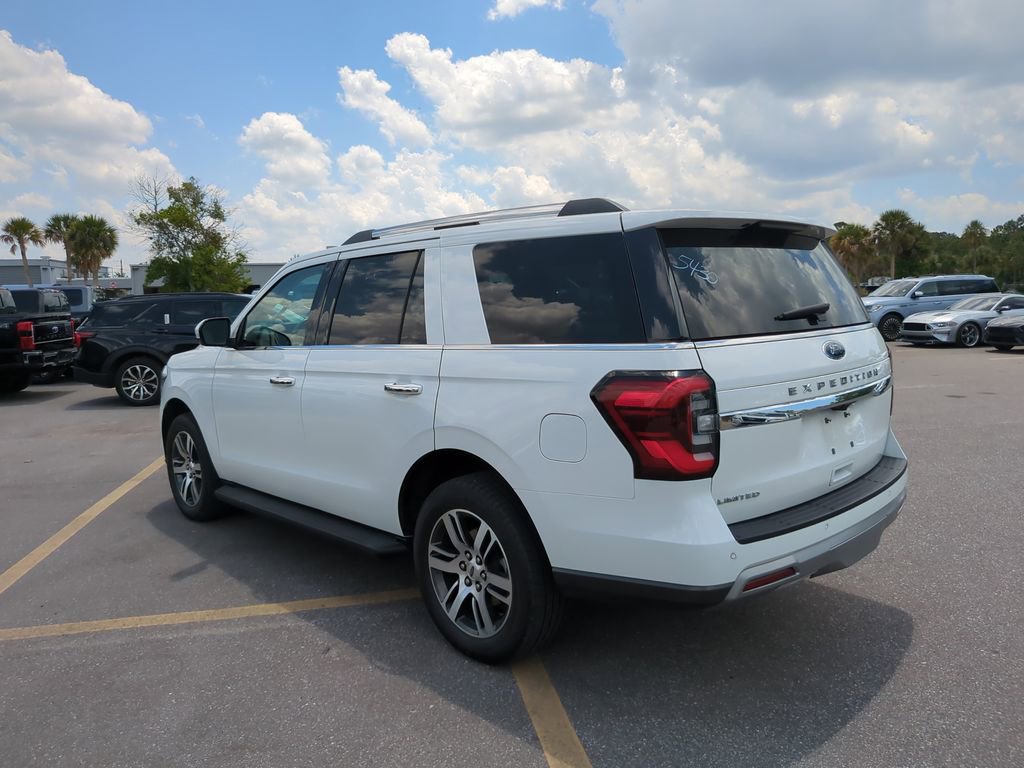 Used 2024 Ford Expedition Limited AWD/4WD image 6