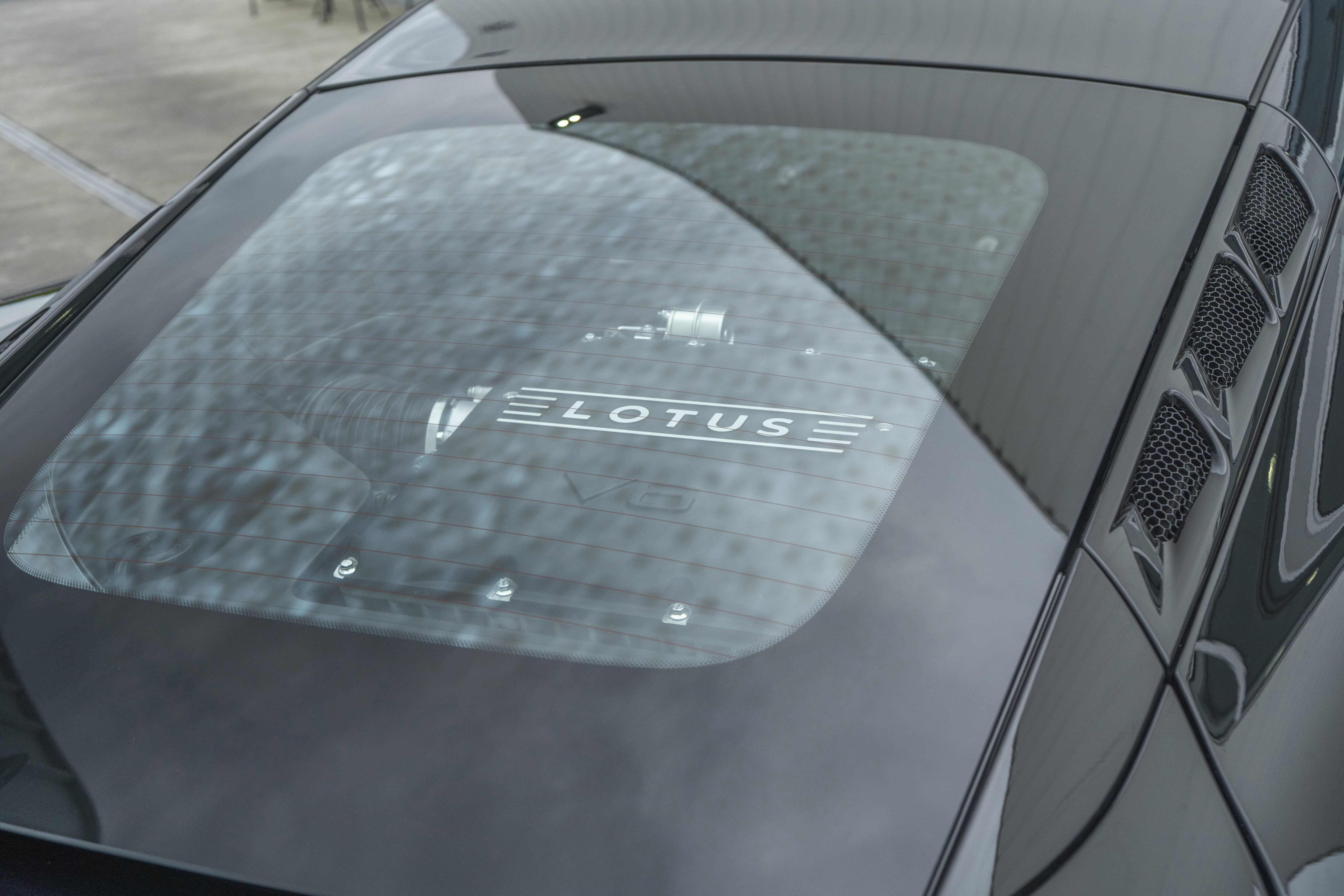 New 2025 Lotus Emira image 9