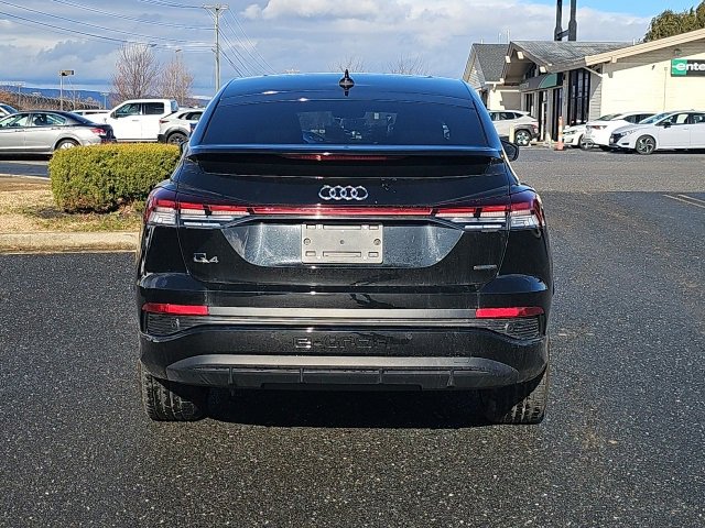 Used 2023 Audi Q4 e-tron Premium Plus w/ Premium Plus image 13