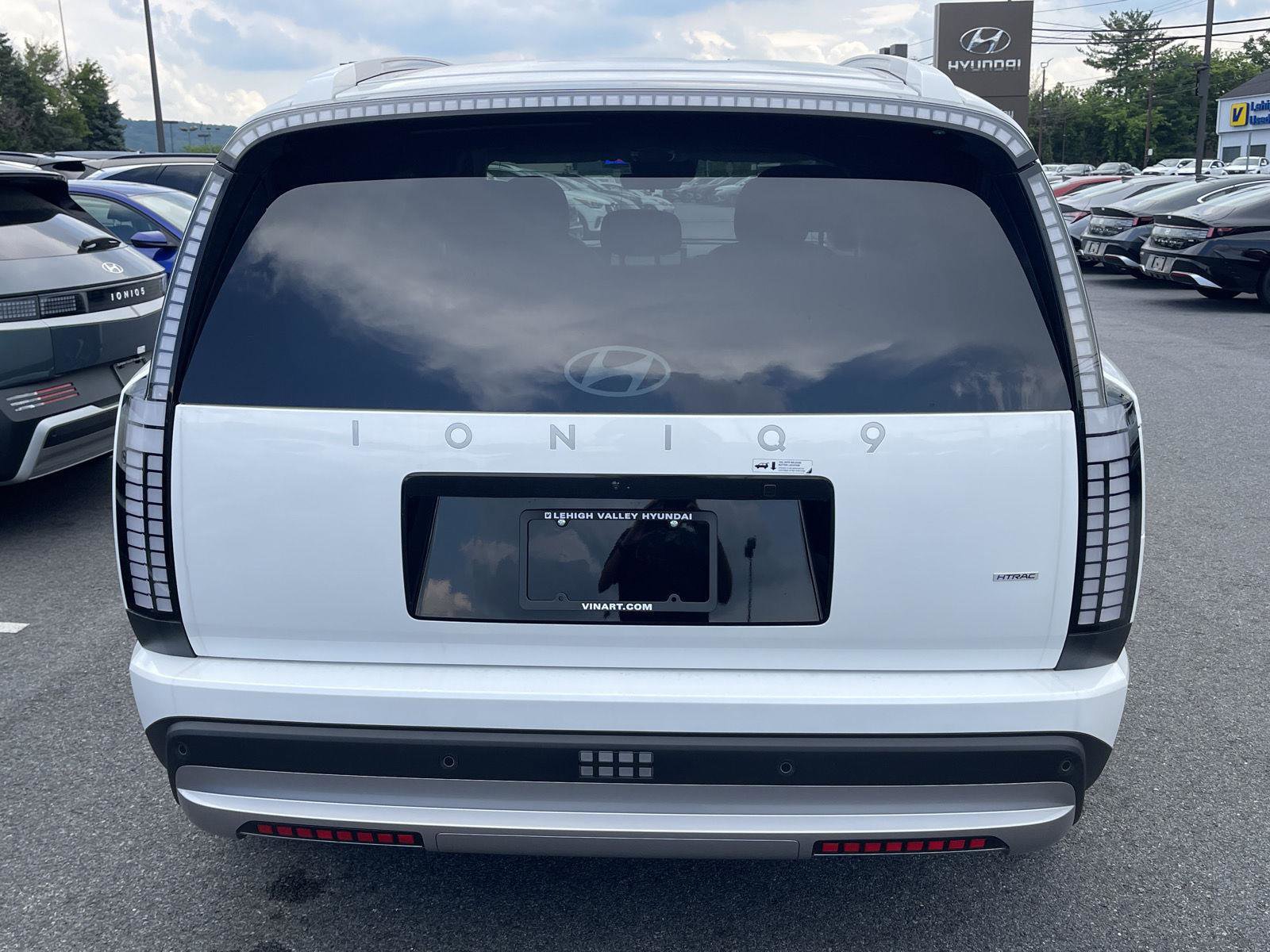 New 2026 Hyundai Ioniq 9 SE image 6