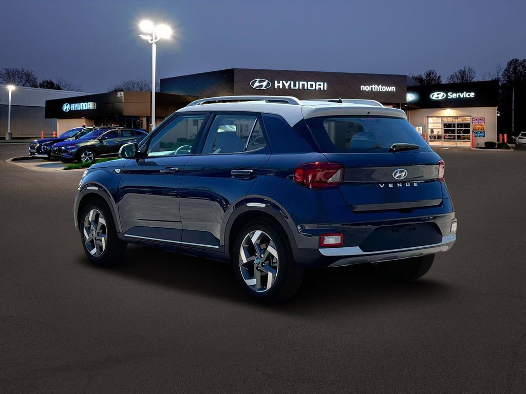 New 2025 Hyundai Venue Limited image 5