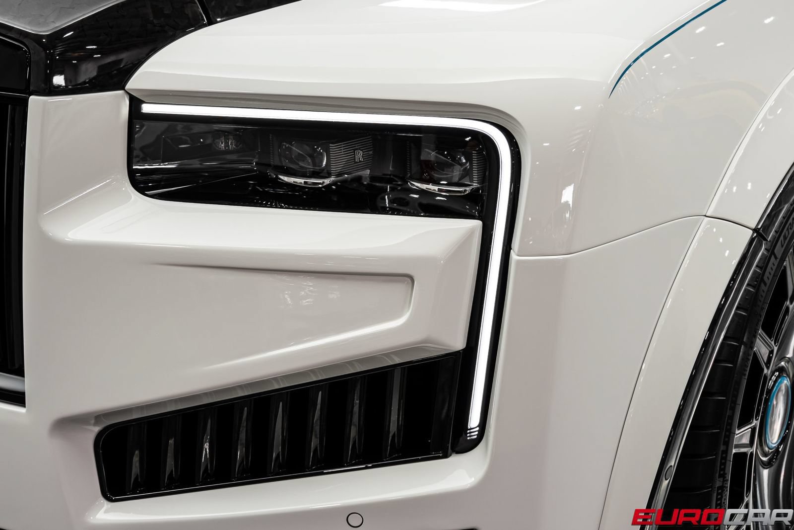 Used 2026 Rolls-Royce Cullinan AWD/4WD image 14
