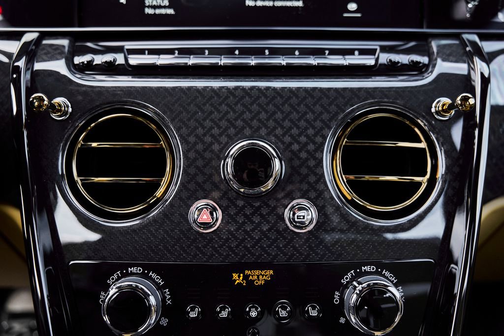 Used 2026 Rolls-Royce Cullinan Black Badge image 81