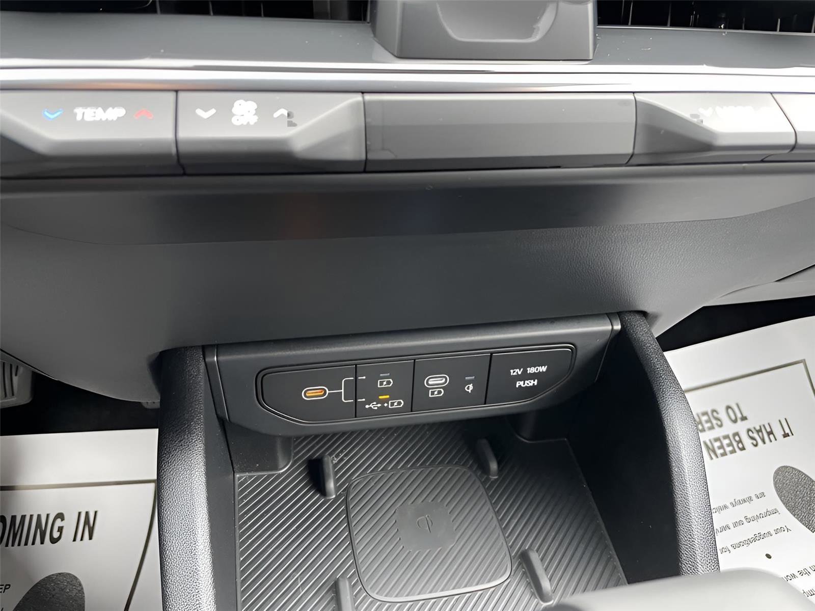 Used 2025 Kia K4 EX image 29