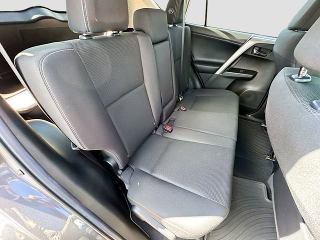 Used 2018 Toyota RAV4 XLE FWD image 26