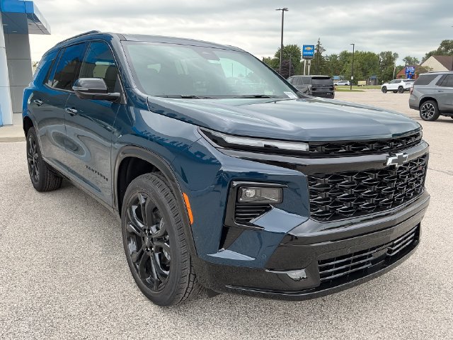 New 2027 Chevrolet Traverse RS w/ LPO, Floor Liner Package AWD/4WD image 19