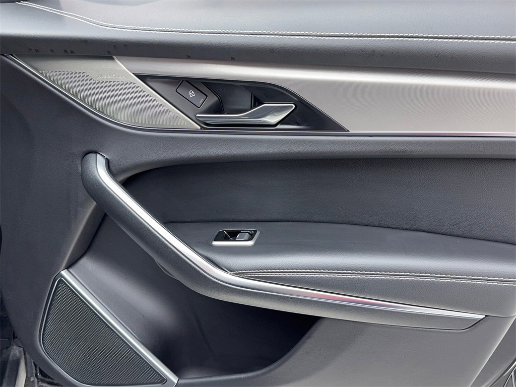 Used 2024 Jaguar F-PACE R-Dynamic S image 48