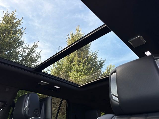 Certified 2023 Cadillac Escalade V image 33