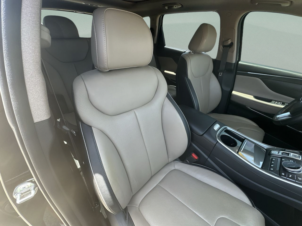 Used 2023 Hyundai Santa Fe Limited AWD/4WD image 39