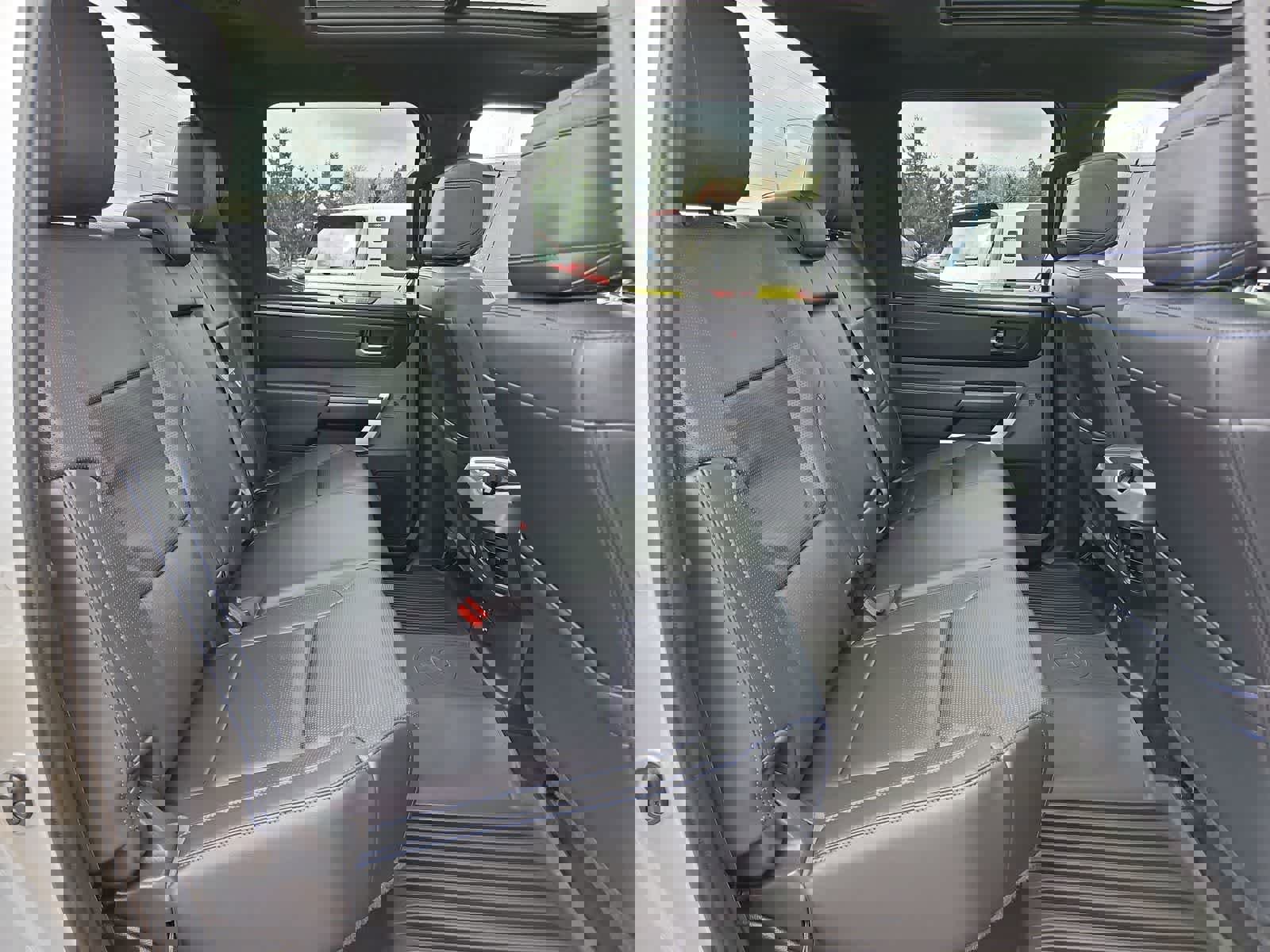 Used 2022 Toyota Tundra Platinum image 21