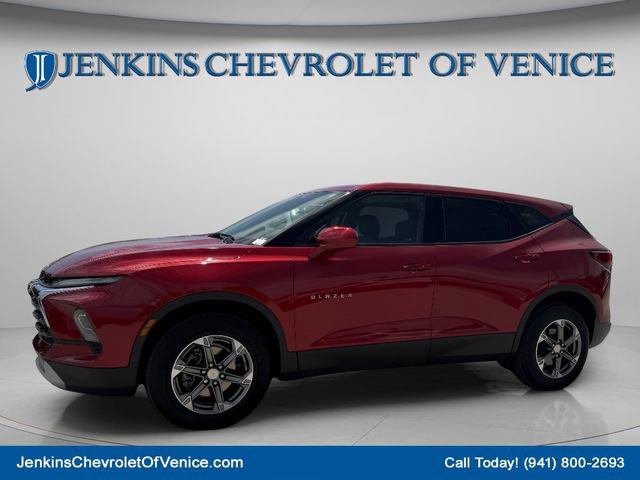 Used 2023 Chevrolet Blazer LT FWD image 10