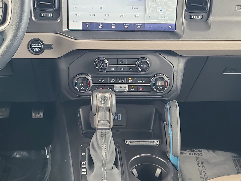 Used 2024 Ford Bronco Wildtrak AWD/4WD image 19