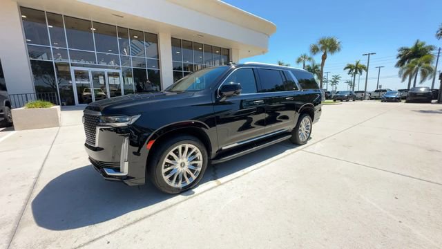 Certified 2023 Cadillac Escalade ESV Premium Luxury RWD image 6