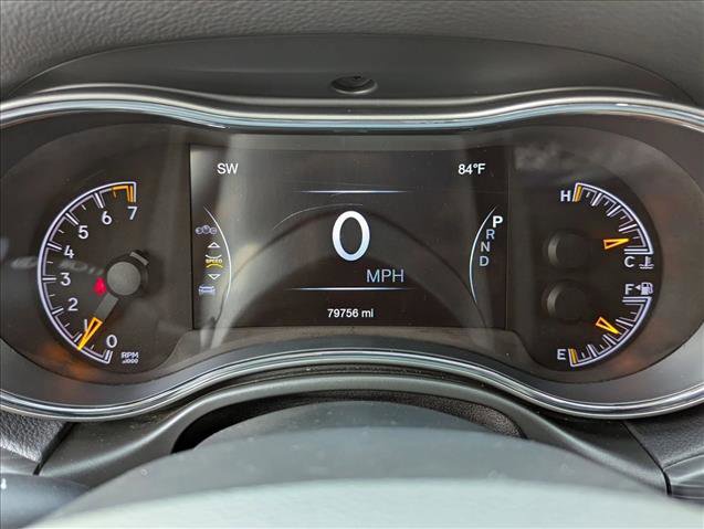 Used 2022 Jeep Grand Cherokee Limited image 11