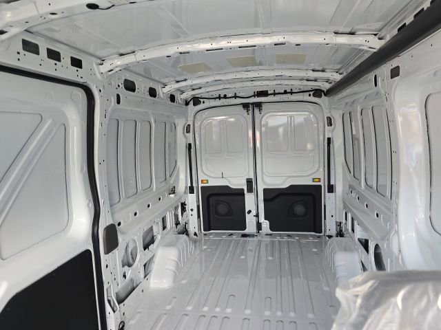 New 2025 Ford Transit 250 148 Medium Roof image 20