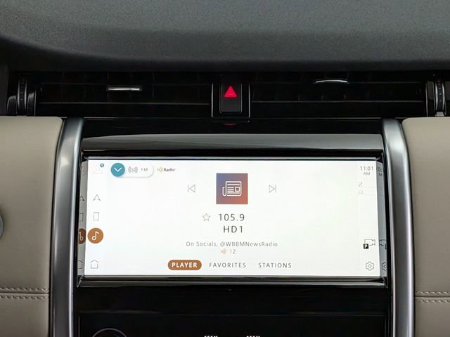 Used 2023 Land Rover Discovery Sport SE AWD/4WD image 31