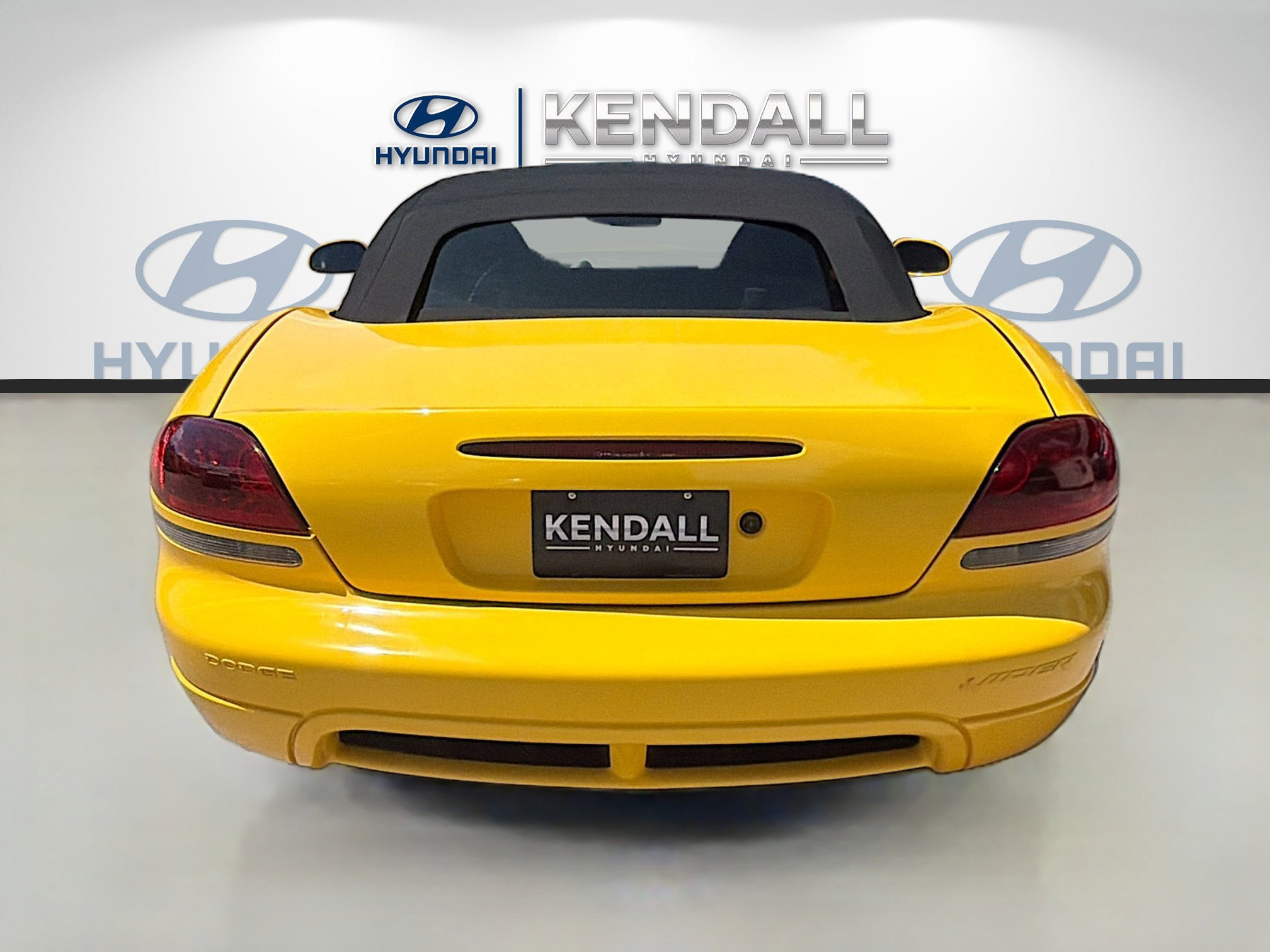 Used 2005 Dodge Viper SRT-10 image 5