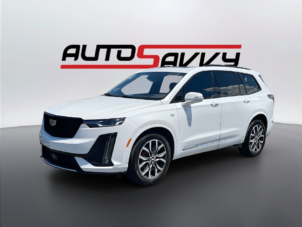 Used 2024 Cadillac XT6 Sport w/ Technology Package AWD/4WD image 3